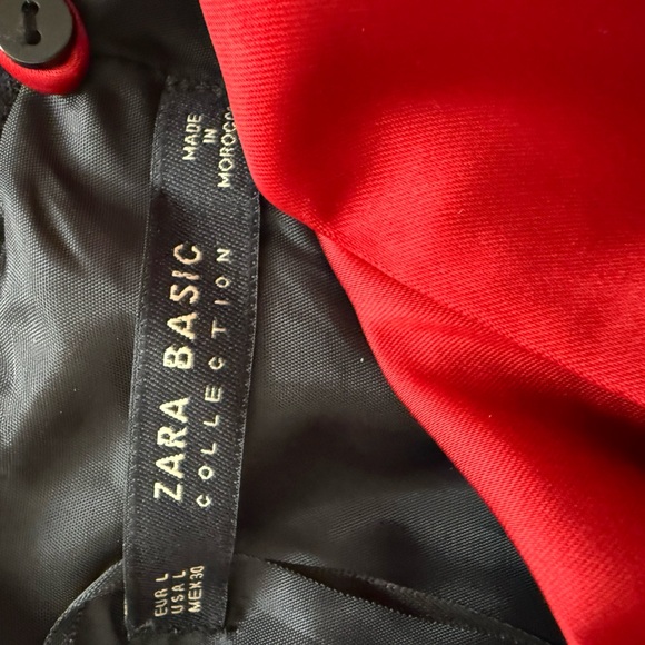 NEW ZARA SATIN DRESS WITH EXPOSED SHOULDERS RED L (US12-14) - Picture 5 of 8